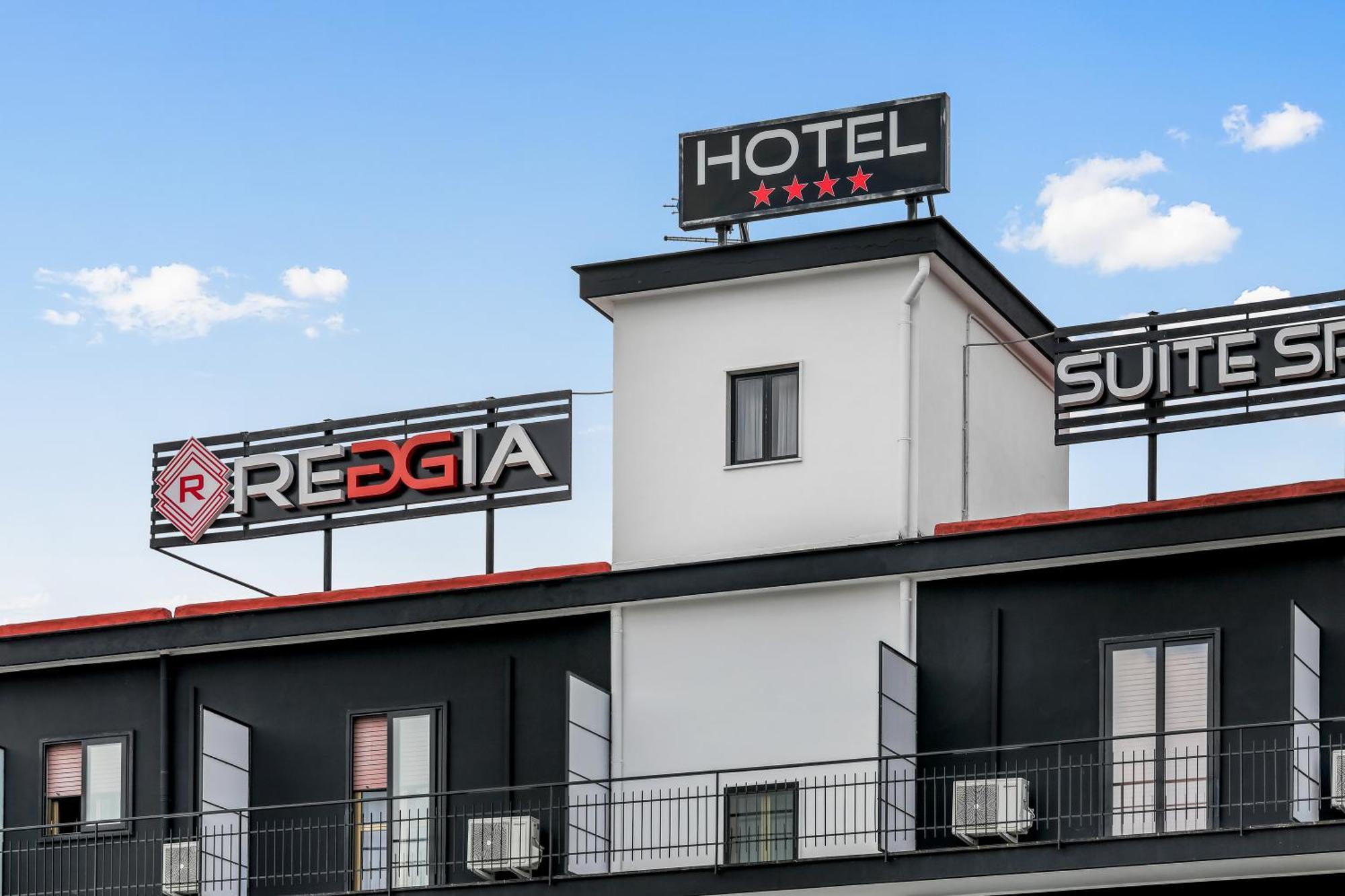 Reggia Suite Spa Hotel Caserta Luaran gambar