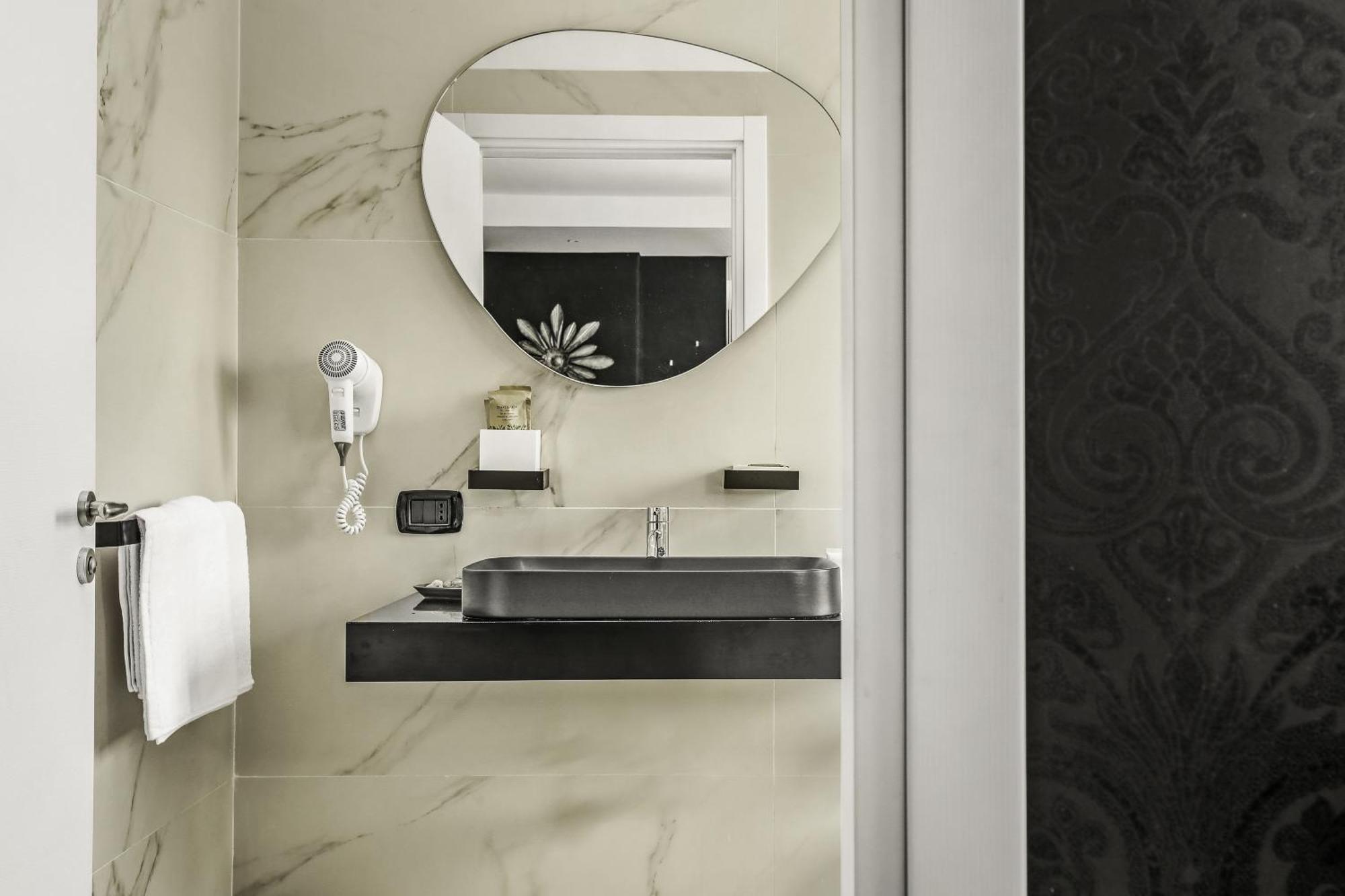 Reggia Suite Spa Hotel Caserta Luaran gambar