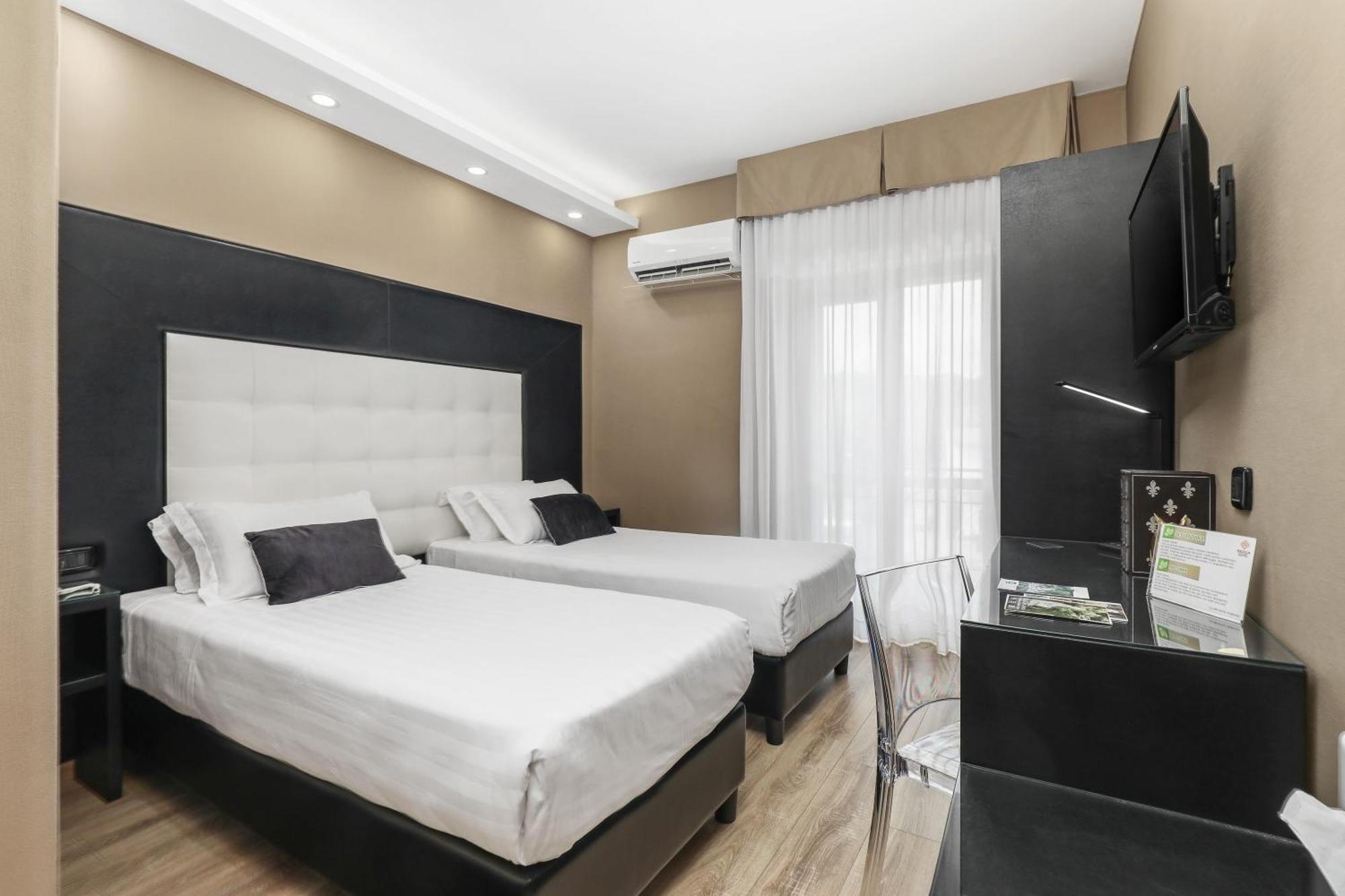 Reggia Suite Spa Hotel Caserta Luaran gambar